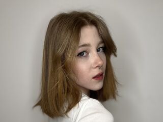 cam girl chatroom EmiliaMurchie