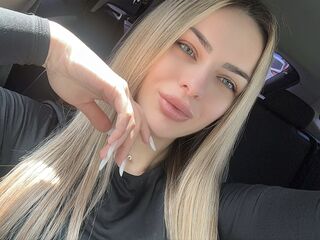 nude cam pic EmyiliaBliss