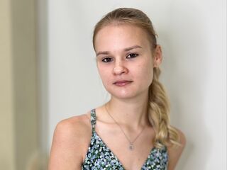 webcamgirl live sex ErlinaEasley