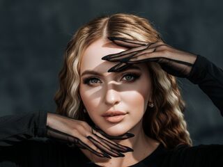 cam strip tease EvaVibe