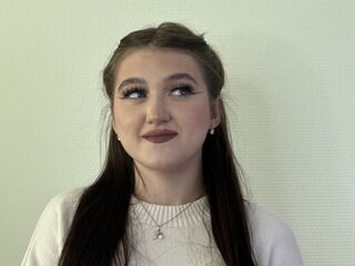 hot cam girl masturbating FridaChoiniere
