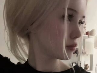 girl webcamsex HeatherHeinitz