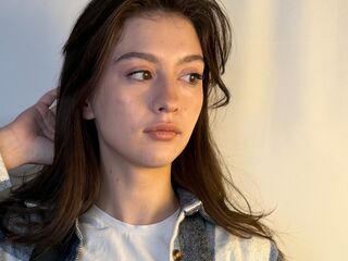 live cam show HermilaKegerries