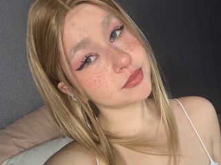 naked camgirl HoneyLumi