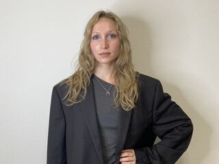 live sex cam IrinaVelzeboer