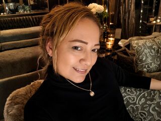 camgirl webcam picture IrishFaster