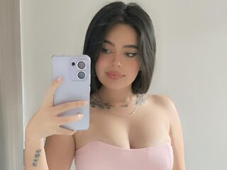 camgirl playing with sextoy IsabellaMonn