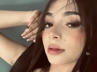 camgirl playing with vibrator IsabellaVerona