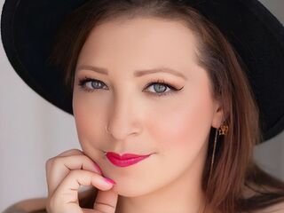 camgirl masturbating with sex toy JadeMoreau