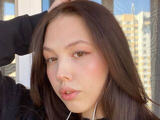 naked camgirl photo JanettLemoyne