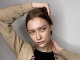 live strip tease show JonnieHillen