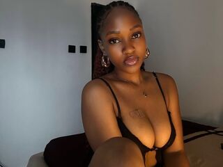 cambitch JoyceClara