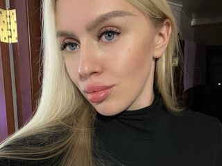 fingering camgirl video JudiJadore