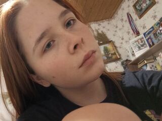 masturbating webcamgirl KailaBergh