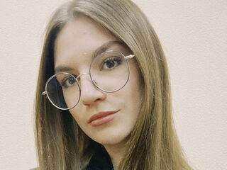 chatslut KaraTribley