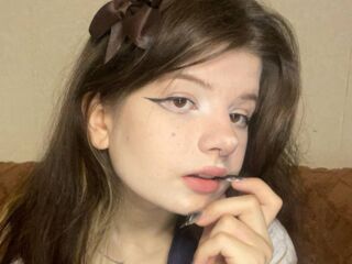chatroom webcam KarolynBerendzen