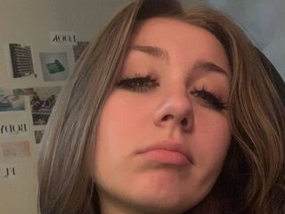 fingering camwhore KatiesPiers