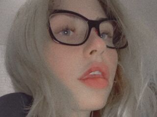 camslut showing pussy KatlynHoppel