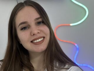 camgirl porn web cam KeiraAsti