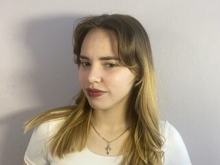 hot strip tease webcam KeiraBau