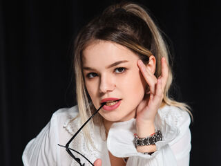 topless camgirl KellyHayden