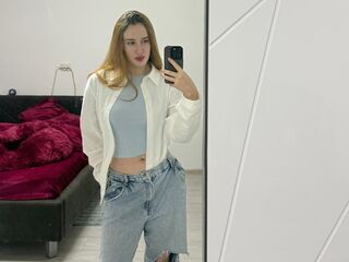 free video chat room KellyLynn