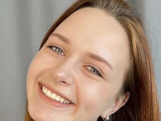 masturbating webcamgirl KrystinaEisen