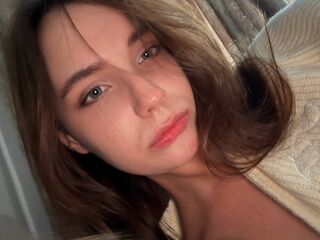 mastubating web cam girl KyungInguardsen