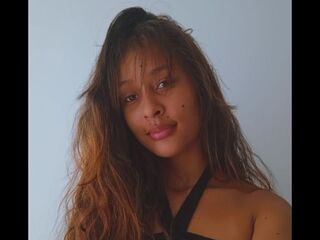 cam girl fingering LadySuescun