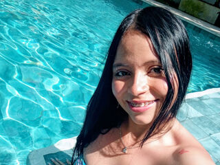 fingering cam girl picture LauraVelle