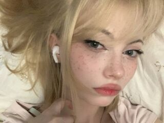 camwhore masturbating LeonardaZeeman