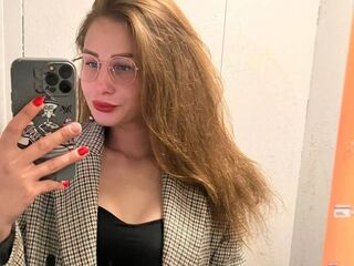 chat live webcam LillieMann