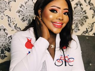 naked camgirl masturbating with vibrator LoloDave