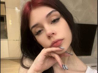 sex cam show LoraBrow