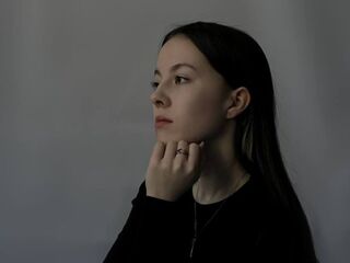 cam girl playing with dildo LorinaRasmuson