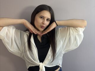 webcamgirl chat room LornaInglin