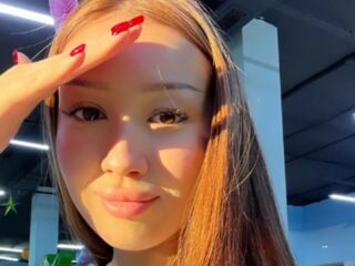 naked webcam girl LucyAurexia