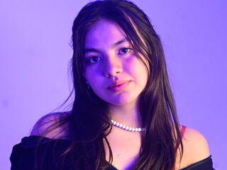 camslut naked LyaValmont