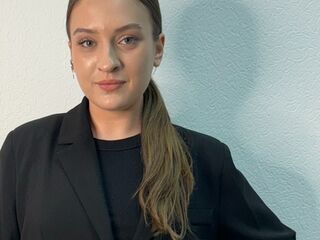 sexchat room LyndaEstle