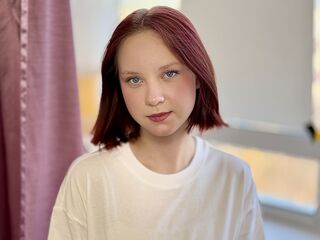 hot strip tease web cam MaisieMundhenk