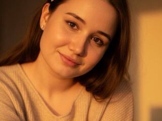 naked cam girl MaribethDosh
