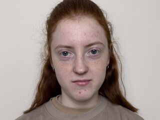 naked camgirl masturbating with vibrator MaricelaBazaldua