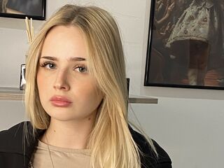 bedroom live sex MarnieRhyner