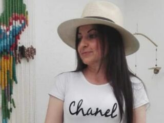hot naked camgirl MarthaFran