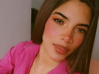 free nude live show MeliJhonson