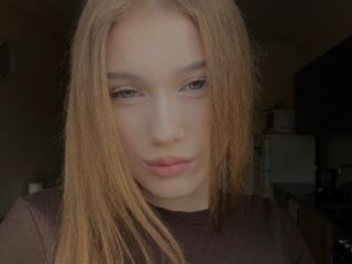 beautiful webcam girl MiaDelicia