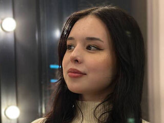 live striptease show MikiPellon