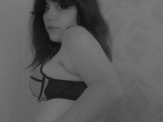hot cam girl masturbating with vibrator MillaSteffi