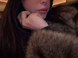 camgirl shaving pussy Mimiella