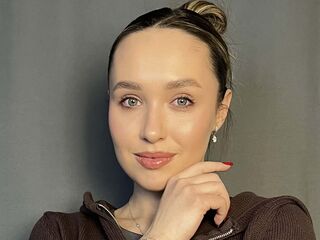 nude camgirl photo MonicaPrecella